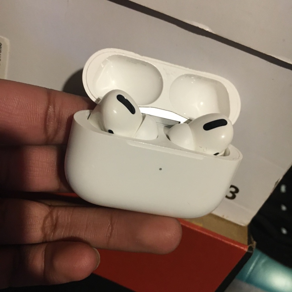 AirPods pro